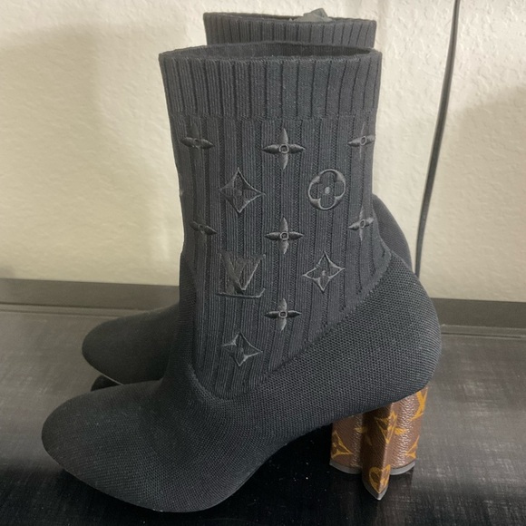 Louis Vuitton women black Silhouette Ankle Boot size 38.5 - Picture 12 of 14